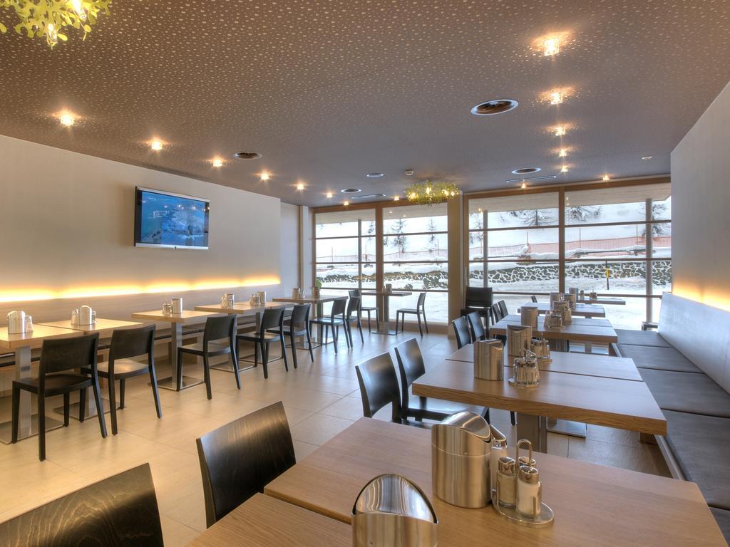 Smart-Hotel Samnaun Exterior photo
